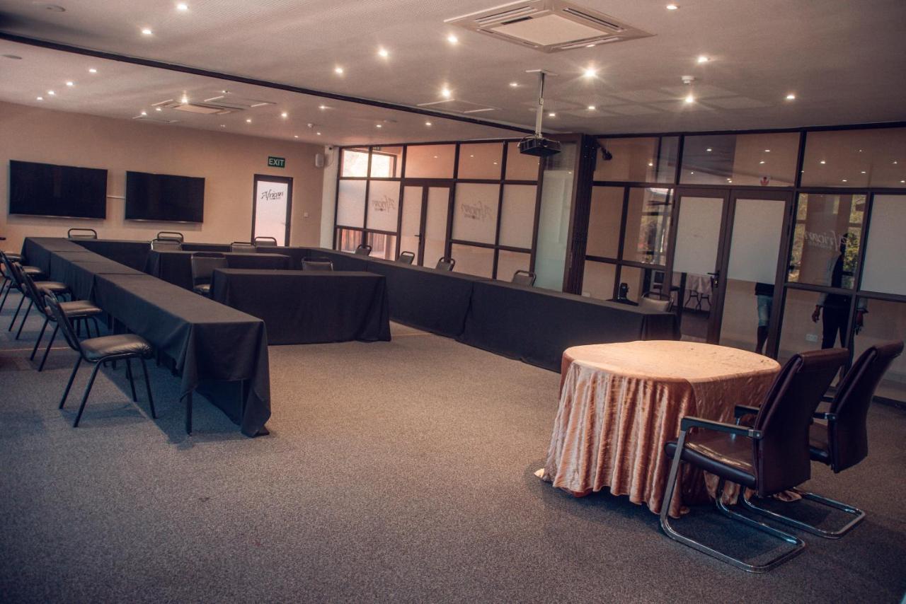 African Home Hotel 가보로네 외부 사진