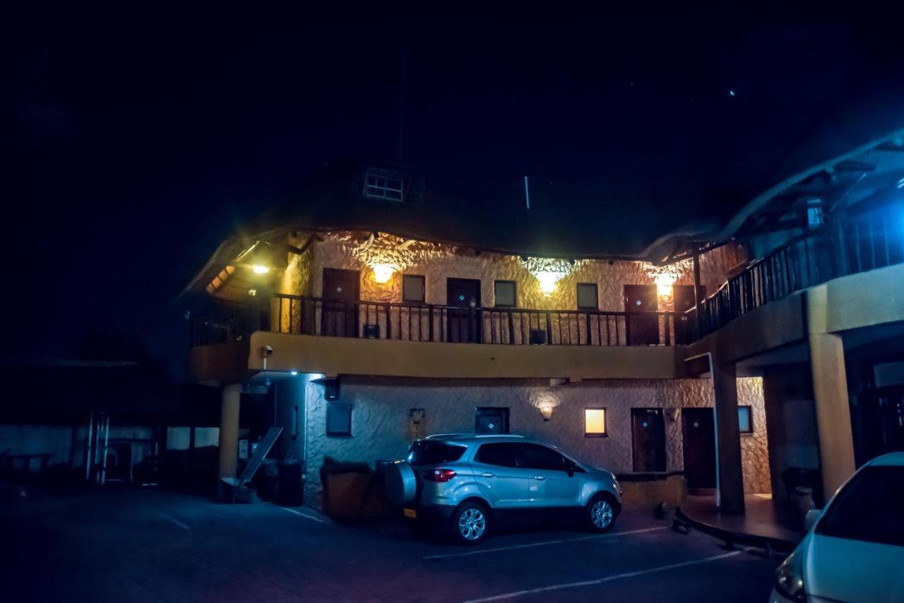 African Home Hotel 가보로네 외부 사진