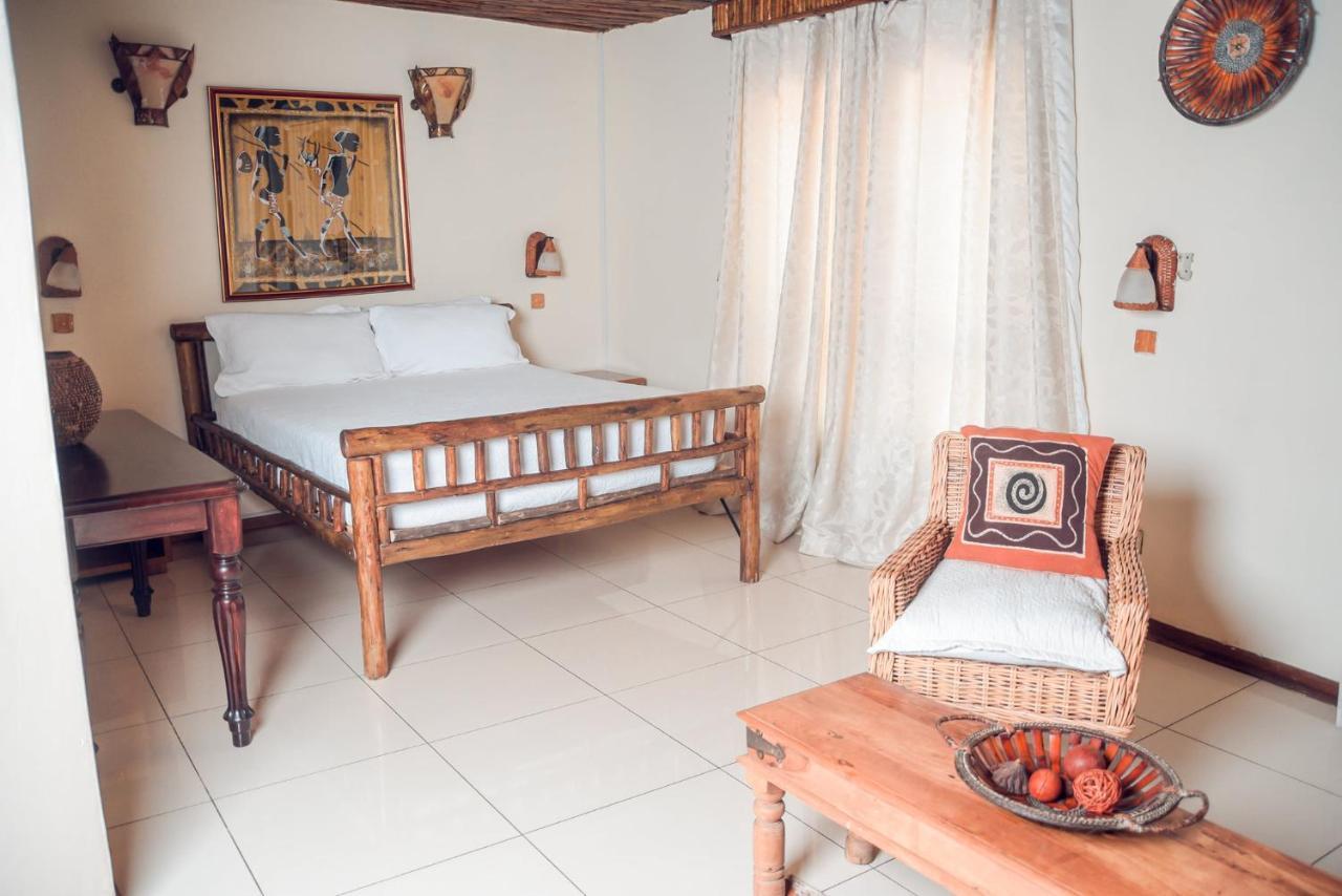 African Home Hotel 가보로네 외부 사진
