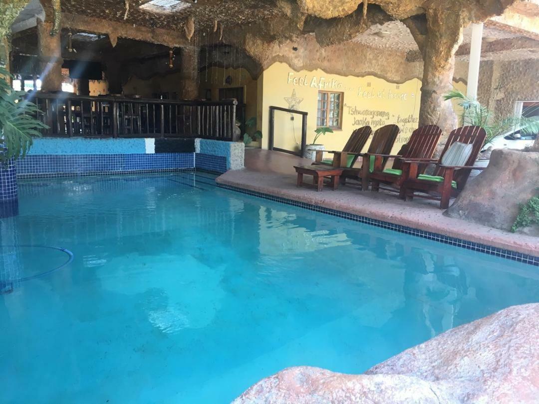 African Home Hotel 가보로네 외부 사진